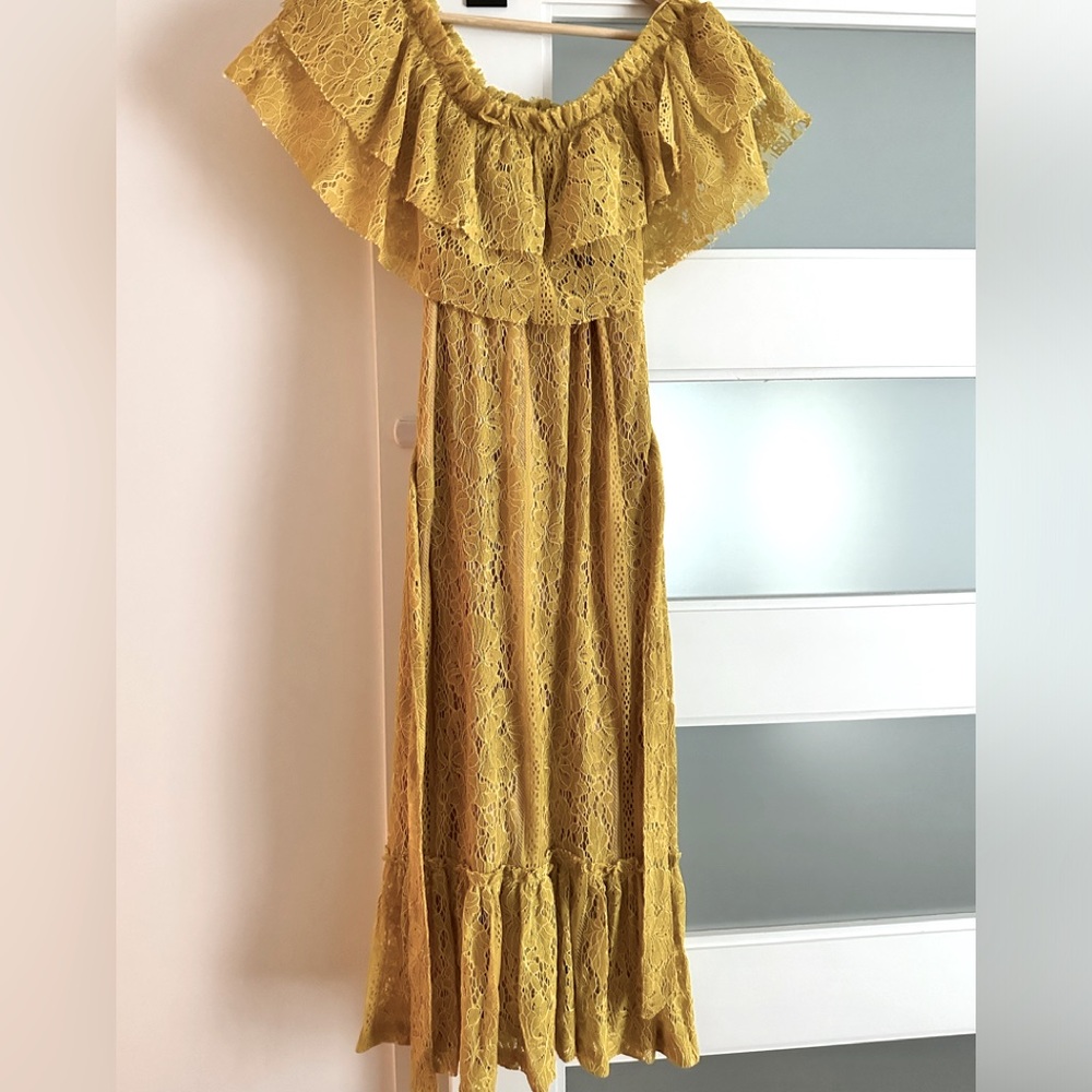 BNWT Zara Mustard Yellow Lace Frill Off Shoulder Dress Size S